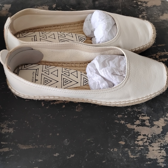 Dolce Vita Slip On Shoes Espadrilles - Picture 6 of 9